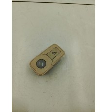 Плафон внутреннего освещения салона 