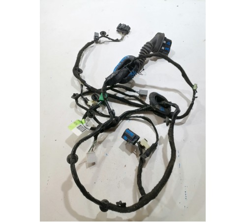 Проводка двери задняя левая