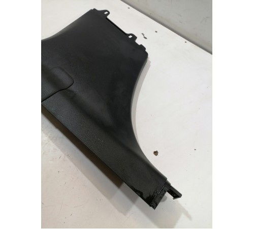 Обшивка центральной стойки левая нижняя