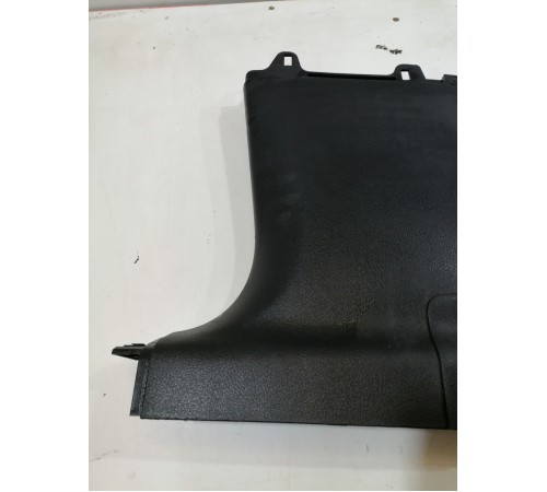 Обшивка центральной стойки левая нижняя