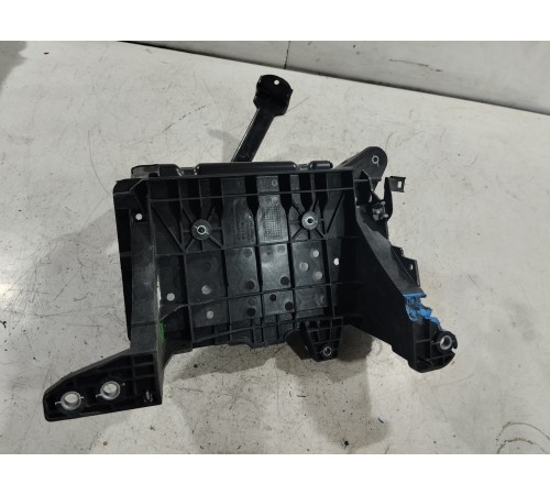 Площадка под аккумулятор