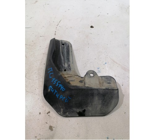 Брызговик передний левый