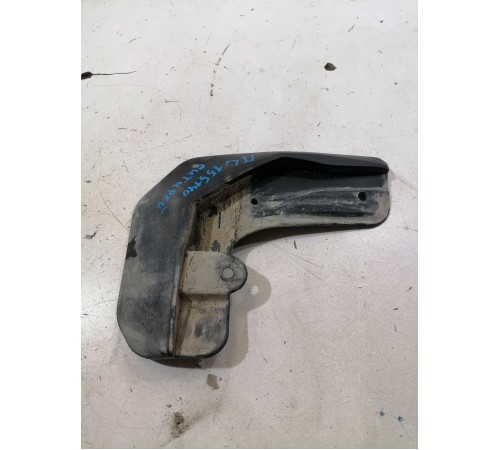 Брызговик передний левый