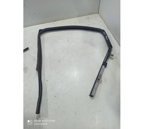 Уплотнитель стекла (задний правый внутренний)