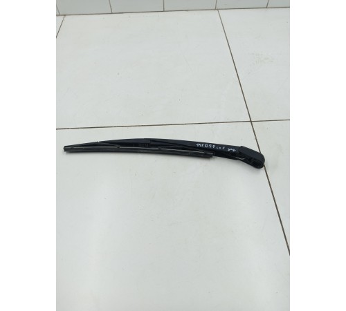 Поводок стеклоочистителя задний