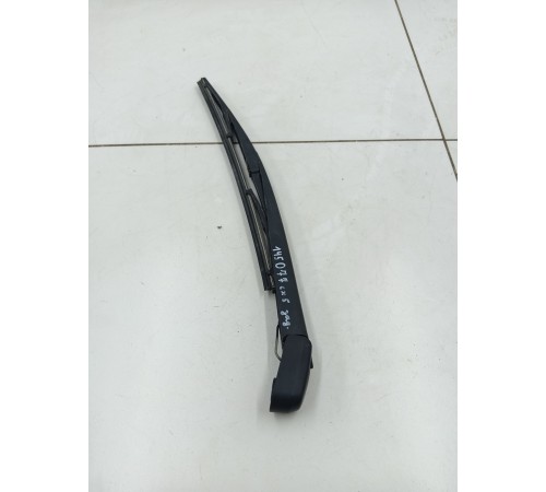 Поводок стеклоочистителя задний