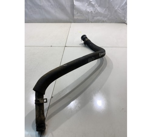 Патрубок системы охлаждения