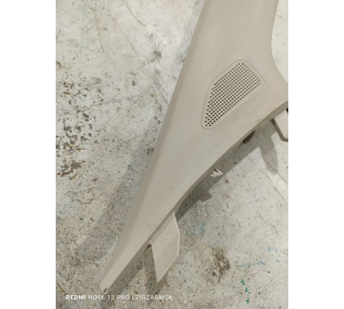 Обшивка стойки лобового стекла правая