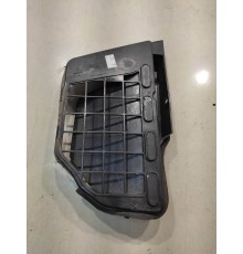 жабо под дворники правое