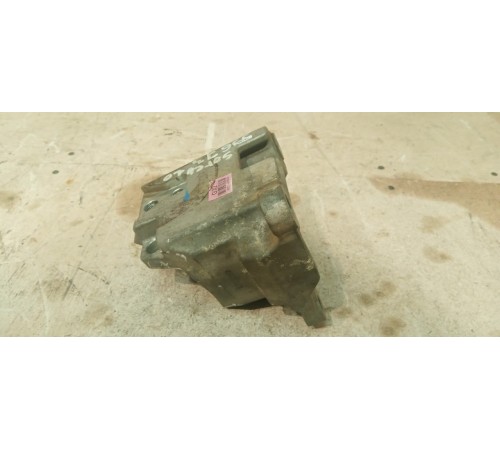 Опора двигателя левая