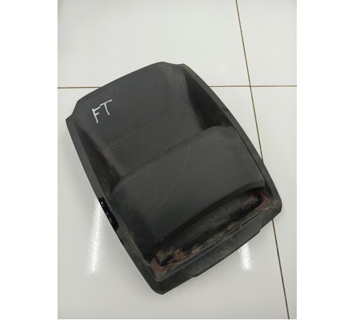 Накладка торпедо бардачок центральный