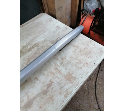 Рейлинг крыши правый