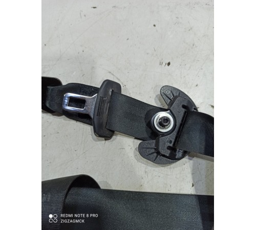 Ремень безопасности (передний правый)