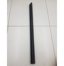 Уплотнитель стекла передний левый внутренний