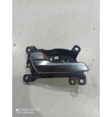 Ручка двери (задняя левая внутренняя)