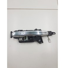 Ручка двери передняя правая внешняя