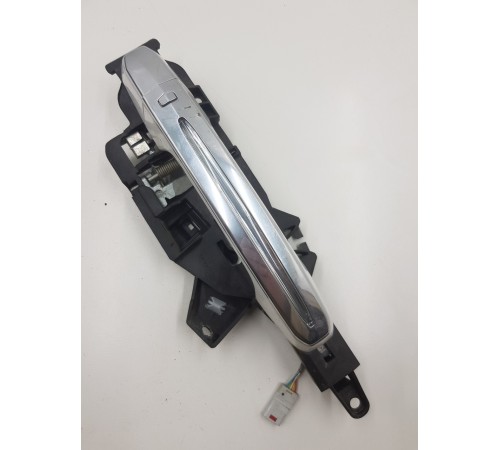 Ручка двери передняя правая внешняя