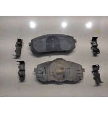 Тормозные колодки(передние правые)