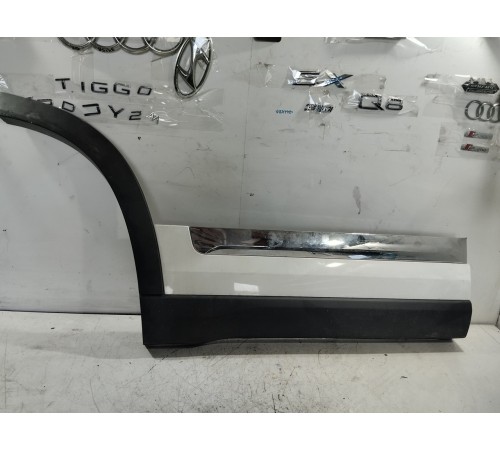 Накладка двери задняя правая