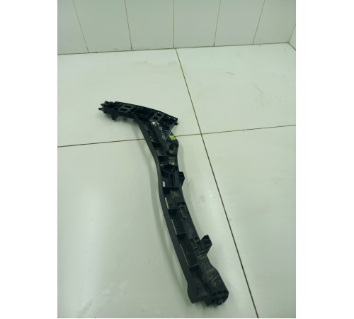 Кронштейн бампера задний правый