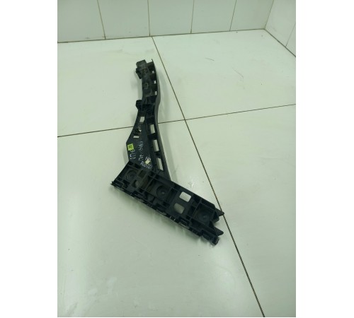 Кронштейн бампера задний правый