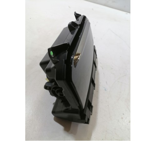 Бардачок центральной консоли малый