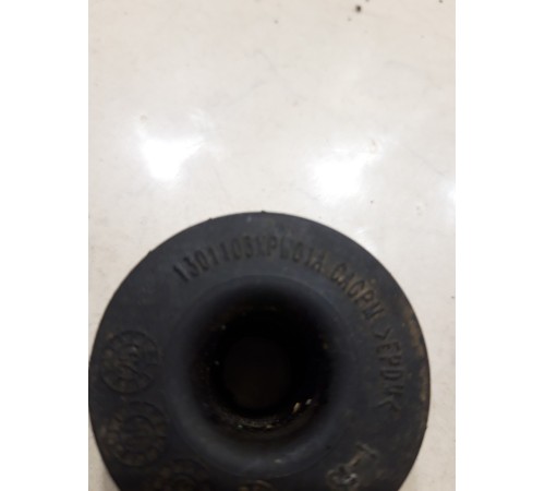 Подушка радиатора нижняя