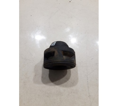 Подушка радиатора нижняя