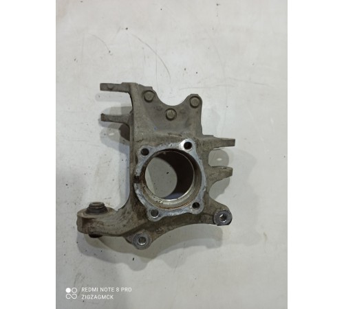 Кулак поворотный(задний левый)