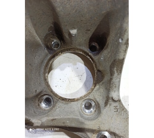 Кулак поворотный(задний левый)