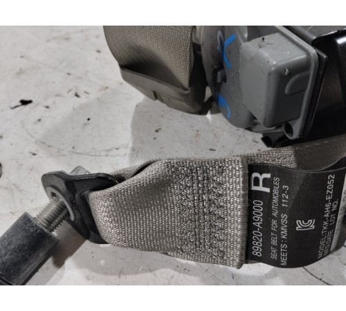 Ремень безопасности (задний правый) второй ряд