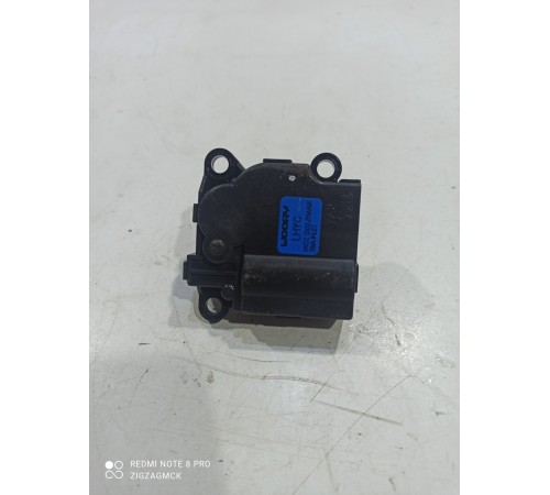 Моторчик привода заслонок отопителя