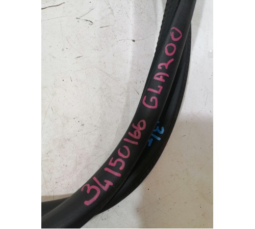 Уплотнитель двери задний левый