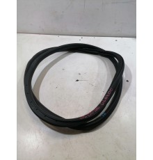 Уплотнитель двери задний левый