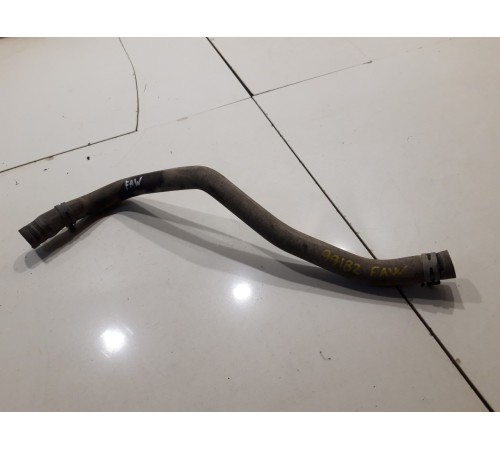 Патрубок радиатора