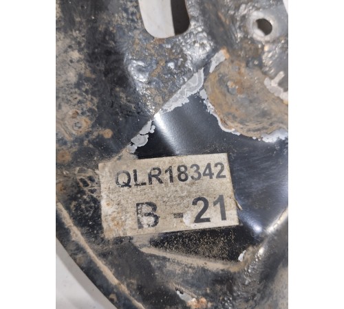 щиток тормозного диска левый