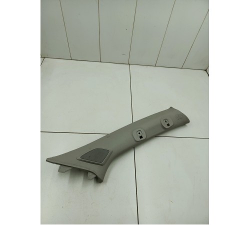 Обшивка стойки лобового стекла правая