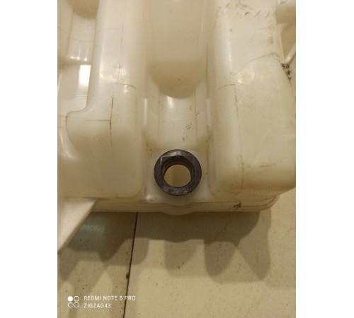 Бачок омывателя