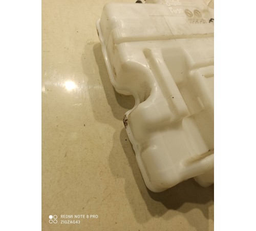 Бачок омывателя