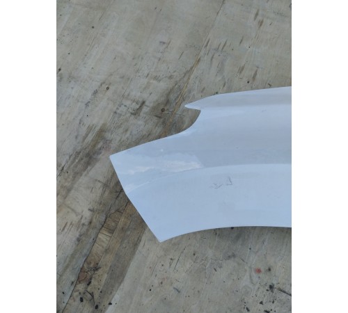 Крыло переднее левое