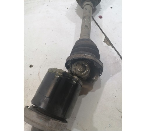 Привод (полуось) передний правый