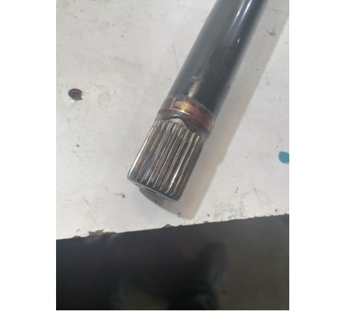 Привод (полуось) передний правый