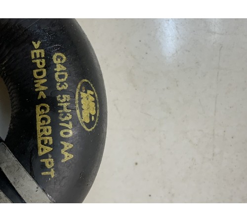 Патрубок системы охлаждения