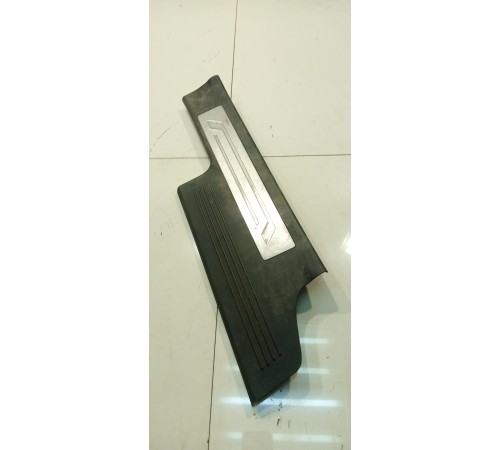 Накладка порога (задняя, правая)