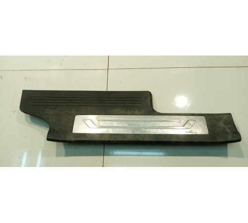 Накладка порога (задняя, правая)