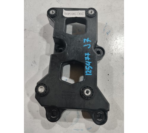 Кронштейн кулисы