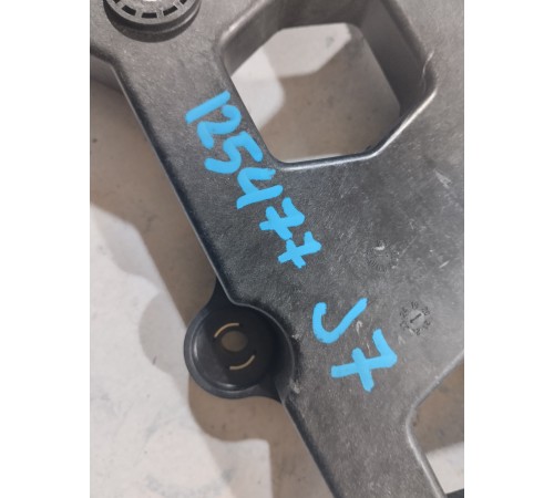 Кронштейн кулисы