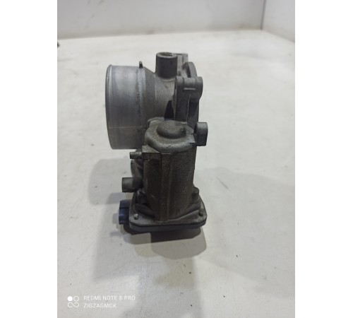 Дроссельная заслонка