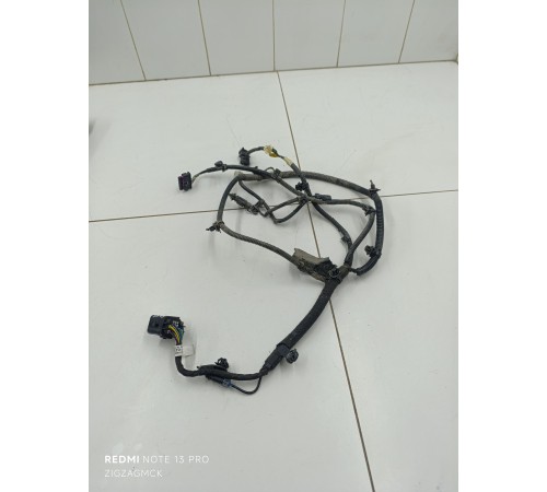 Электропроводка переднего бампера парктроников