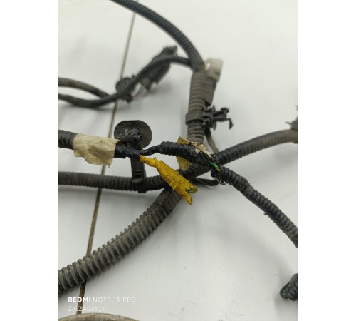 Электропроводка переднего бампера парктроников